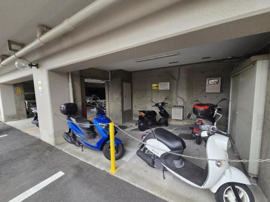 apartment 大阪府東大阪市友井５丁目
地図を見る