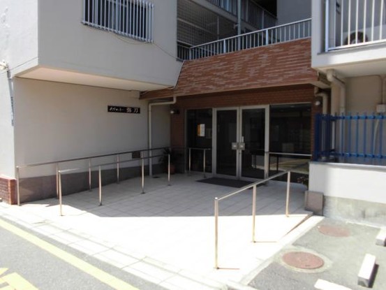 apartment 大阪府東大阪市友井５丁目
地図を見る