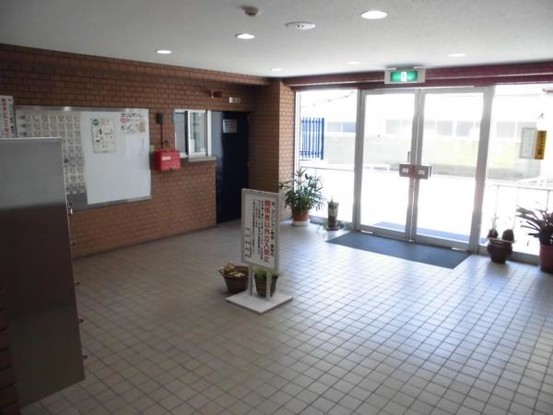 apartment 大阪府東大阪市友井５丁目
地図を見る