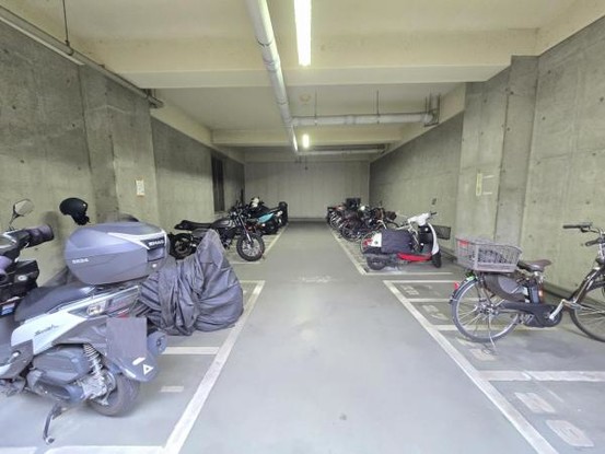 apartment 大阪府東大阪市荒本北１丁目
地図を見る