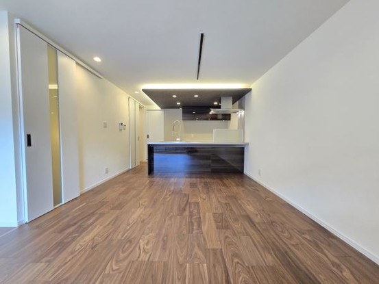 apartment 大阪府東大阪市角田２丁目
地図を見る