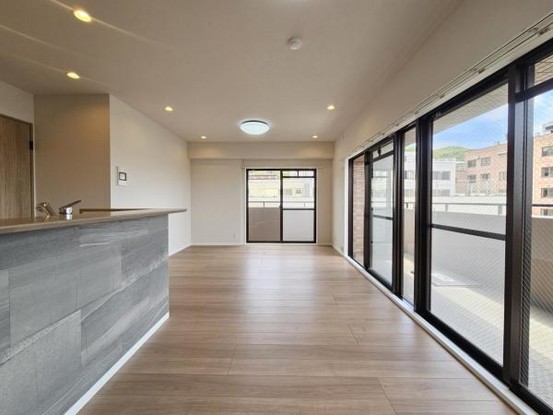 apartment 大阪府東大阪市出雲井本町
地図を見る