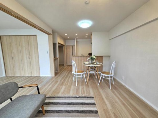 apartment 大阪府摂津市昭和園
地図を見る