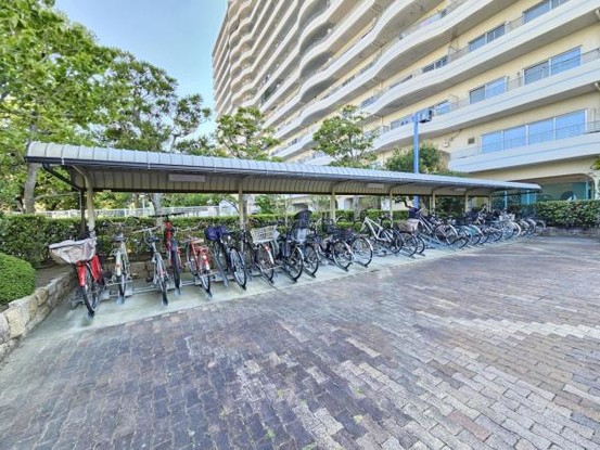 apartment 大阪府守口市大久保町２丁目
地図を見る