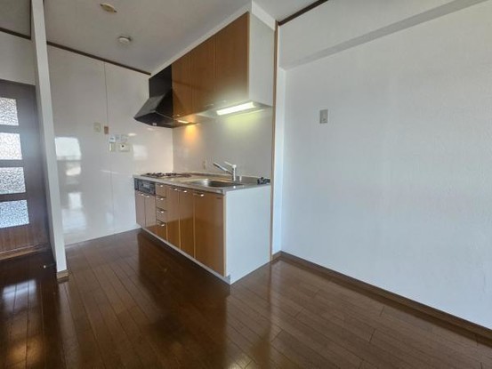 apartment 大阪府摂津市千里丘東４丁目
地図を見る