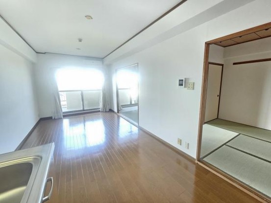 apartment 大阪府摂津市千里丘東４丁目
地図を見る