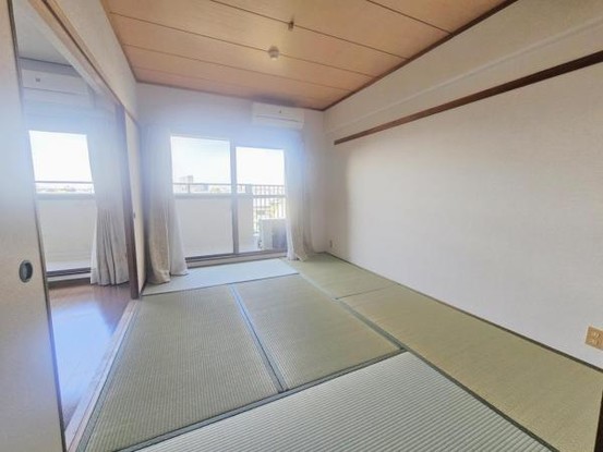 apartment 大阪府摂津市千里丘東４丁目
地図を見る