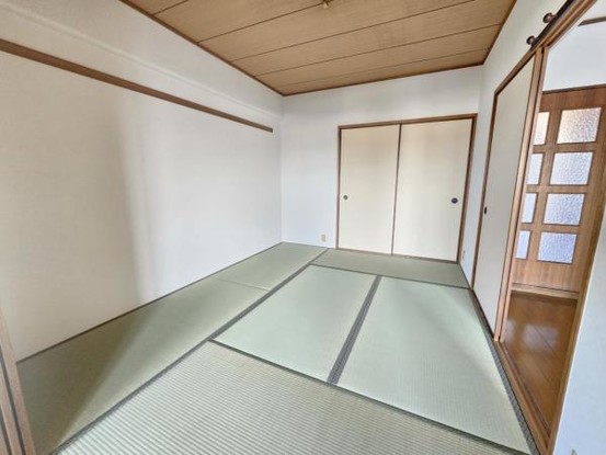 apartment 大阪府摂津市千里丘東４丁目
地図を見る