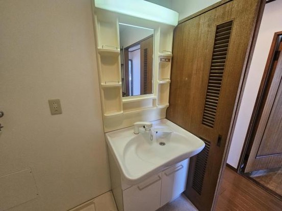 apartment 大阪府摂津市千里丘東４丁目
地図を見る