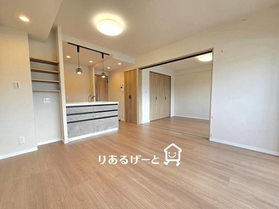 apartment 大阪府東大阪市東石切町５丁目
地図を見る