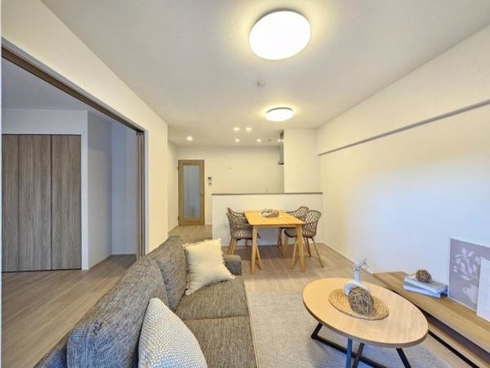 apartment 大阪府摂津市昭和園
地図を見る