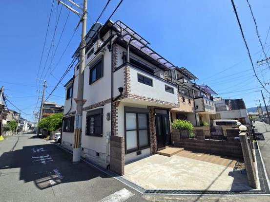 apartment 大阪府大東市灰塚５丁目
地図を見る