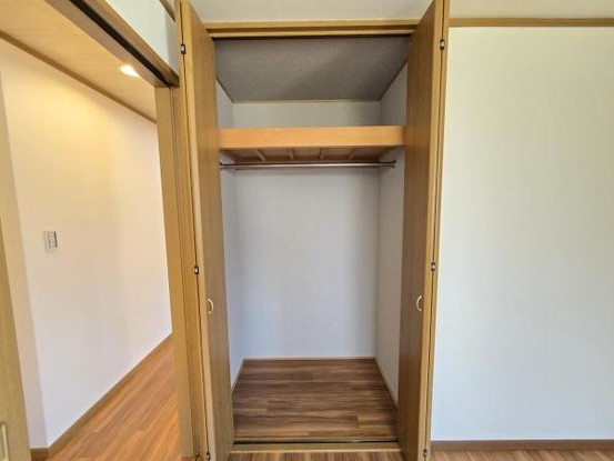 apartment 大阪府大東市灰塚５丁目
地図を見る