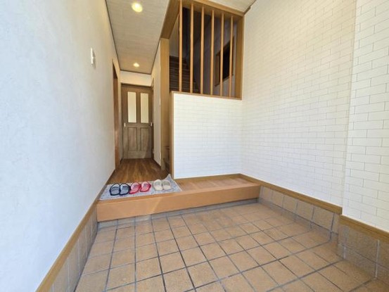 apartment 大阪府大東市灰塚５丁目
地図を見る