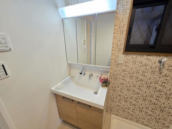 apartment 大阪府大東市灰塚５丁目
地図を見る