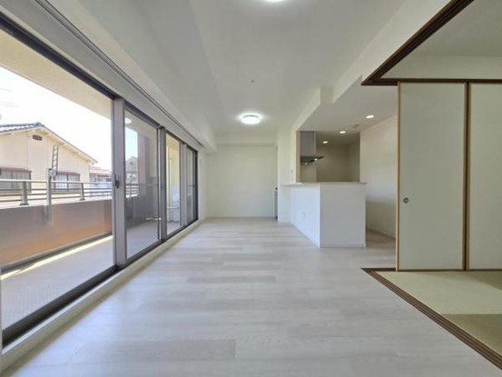 apartment 大阪府東大阪市四条町
地図を見る
