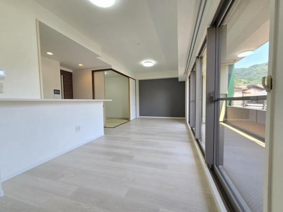 apartment 大阪府東大阪市四条町
地図を見る