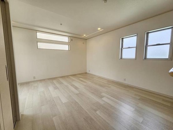 apartment 大阪府大阪市鶴見区茨田大宮３丁目
地図を見る