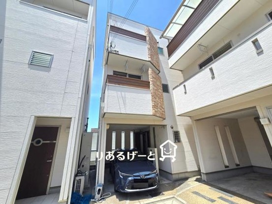 apartment 大阪府大阪市鶴見区茨田大宮３丁目
地図を見る