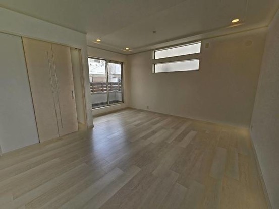 apartment 大阪府大阪市鶴見区茨田大宮３丁目
地図を見る