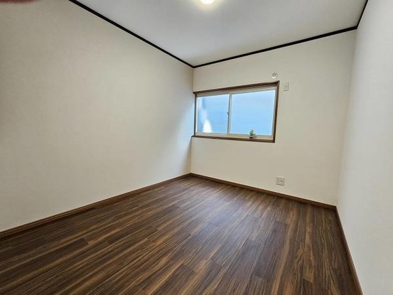 apartment 大阪府門真市大池町
地図を見る