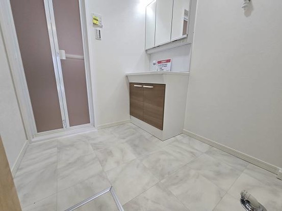 apartment 大阪府東大阪市昭和町
地図を見る