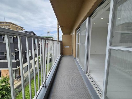 apartment 大阪府吹田市江坂町２丁目
地図を見る