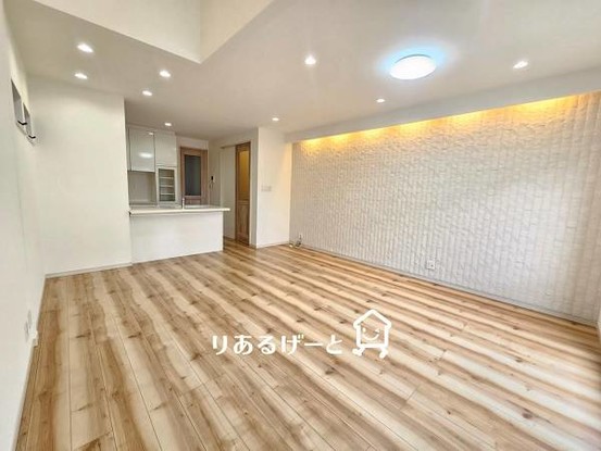apartment 大阪府大阪市鶴見区諸口４丁目
地図を見る