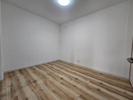 apartment 大阪府大阪市鶴見区諸口４丁目
地図を見る