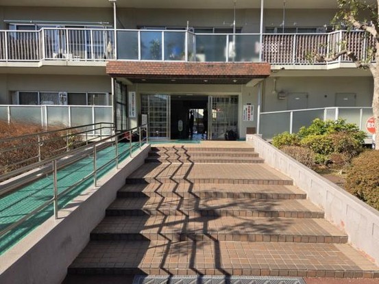 apartment 大阪府守口市八雲北町３丁目
地図を見る