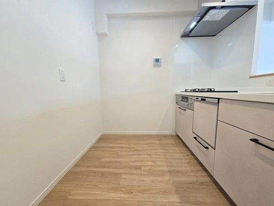 apartment 大阪府守口市桃町
地図を見る