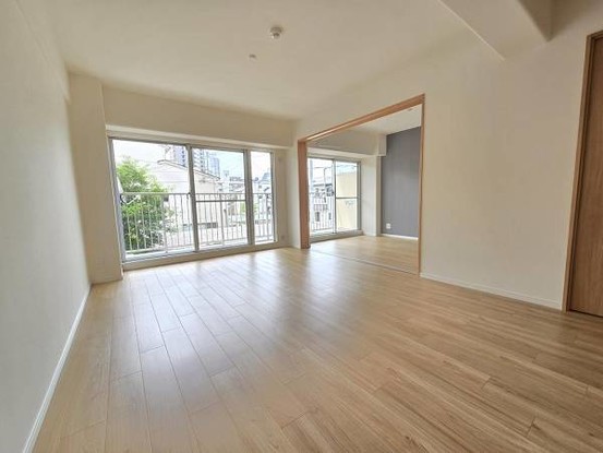apartment 大阪府守口市桃町
地図を見る