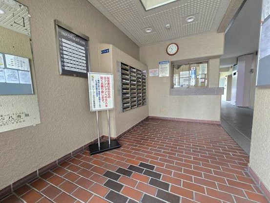 apartment 大阪府守口市桃町
地図を見る