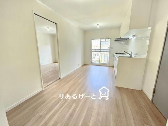 apartment 大阪府大東市川中新町
地図を見る