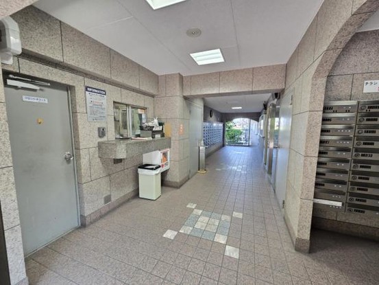 apartment 大阪府東大阪市西岩田３丁目
地図を見る