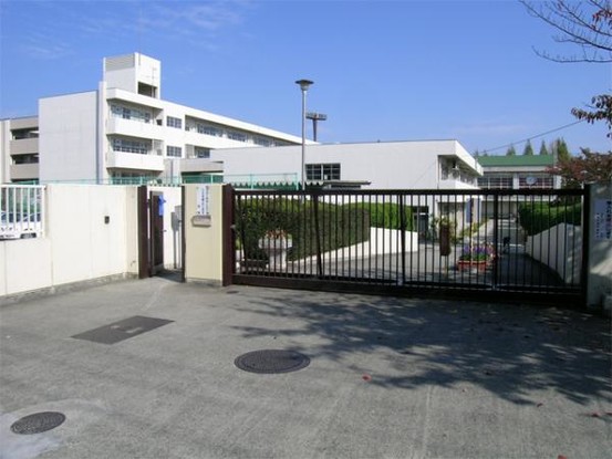 apartment 大阪府吹田市原町３丁目
地図を見る