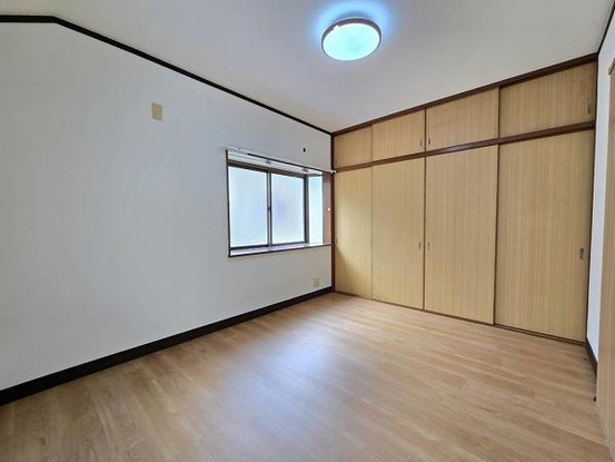detached 大阪府吹田市千里山西１丁目
地図を見る