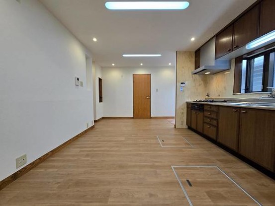 detached 大阪府吹田市千里山西１丁目
地図を見る