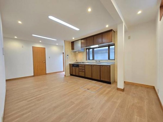 detached 大阪府吹田市千里山西１丁目
地図を見る