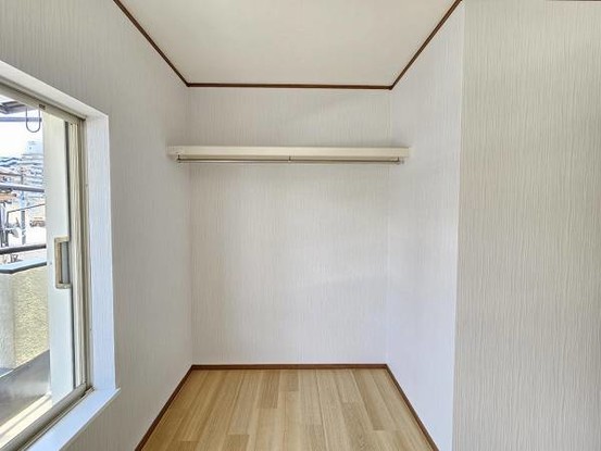 apartment 大阪府東大阪市御厨東２丁目
地図を見る