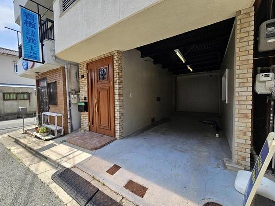 apartment 大阪府東大阪市御厨東２丁目
地図を見る