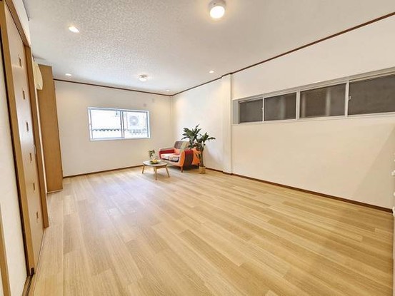 apartment 大阪府東大阪市御厨東２丁目
地図を見る