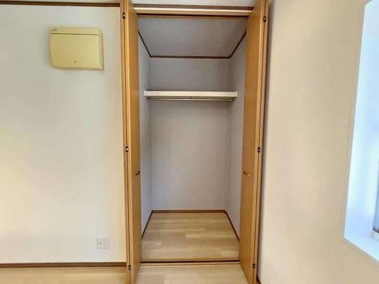 apartment 大阪府東大阪市御厨東２丁目
地図を見る