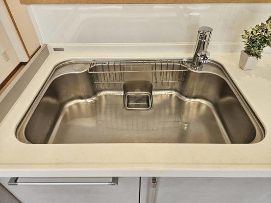 apartment 大阪府東大阪市御厨東２丁目
地図を見る