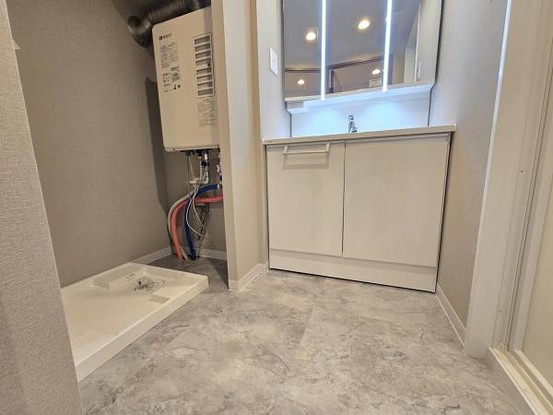 apartment 大阪府東大阪市稲葉１丁目
地図を見る