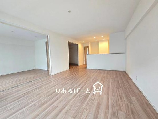 apartment 大阪府摂津市昭和園
地図を見る