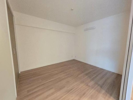 apartment 大阪府摂津市昭和園
地図を見る