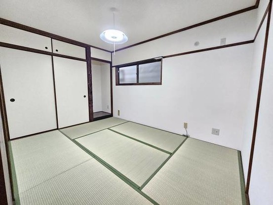 apartment 大阪府東大阪市吉松２丁目
地図を見る