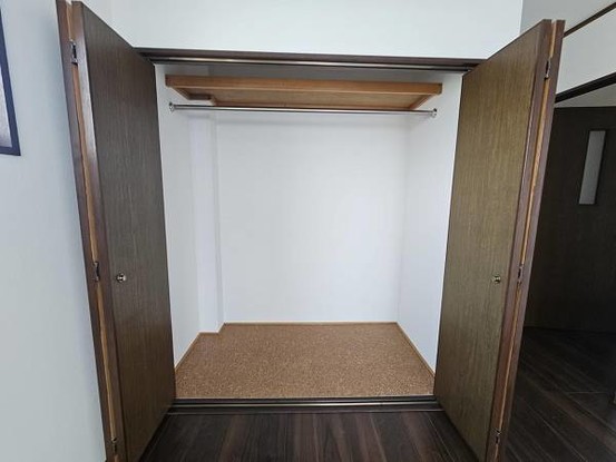 apartment 大阪府東大阪市吉松２丁目
地図を見る
