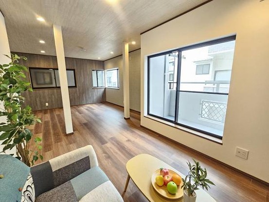 apartment 大阪府大阪市鶴見区諸口１丁目
地図を見る